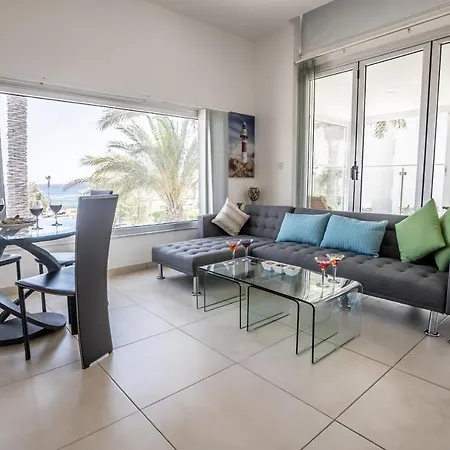 Fig Tree Beach View Apartman